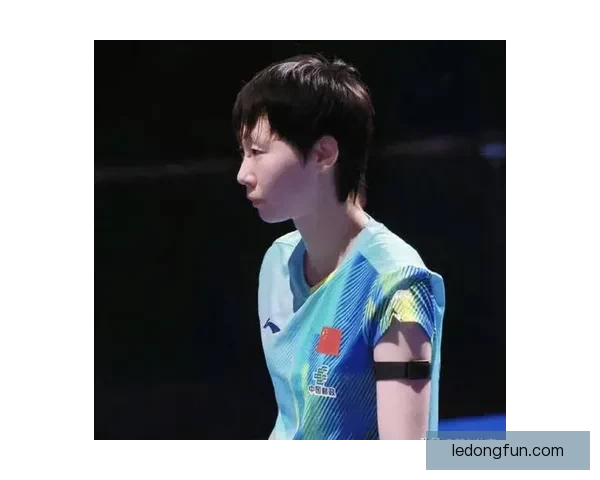 王曼昱逆转连胜申裕斌单拳庆祝马琳现场怒吼青筋暴露